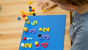 Child,Learning,To,Count,With,Lego,Blocks. 3